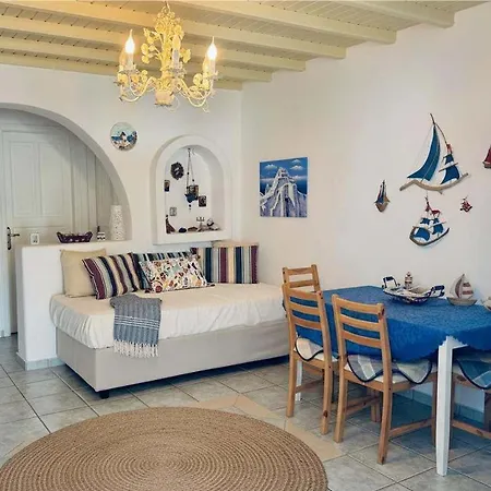 Trendy 2 Bd House W Balcony Close To Feriehus Ornos (Mykonos)